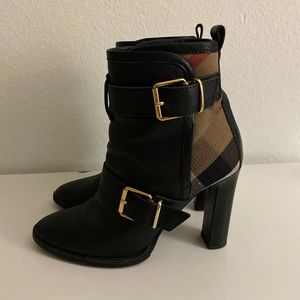 Burberry boots